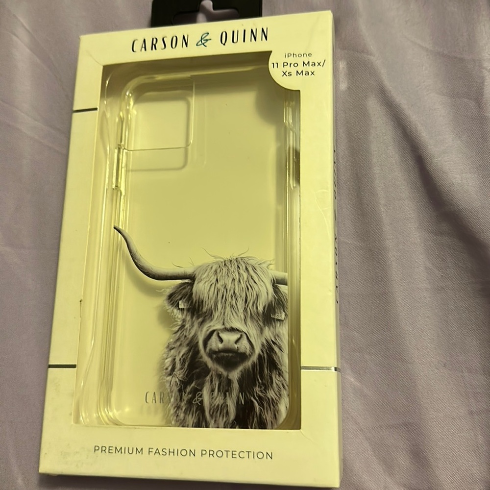 Carson Quinn clear ox iPhone 11 Pro Max/XS max case